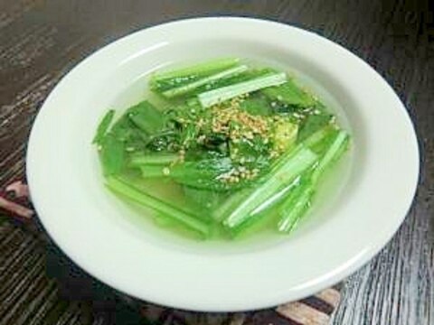 ５分で完了！小松菜の簡単スープ